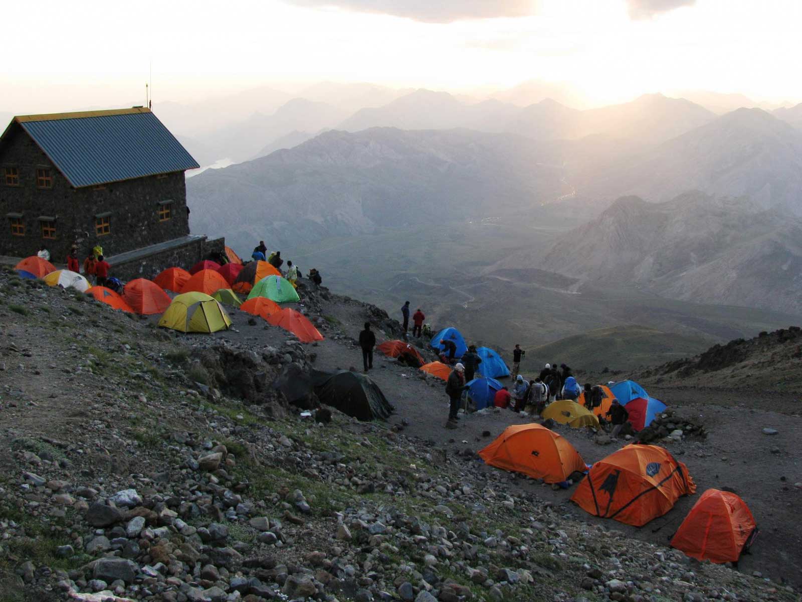 mount Damavand tour | Damavand trek tour |Damavand West face |Privet Camp