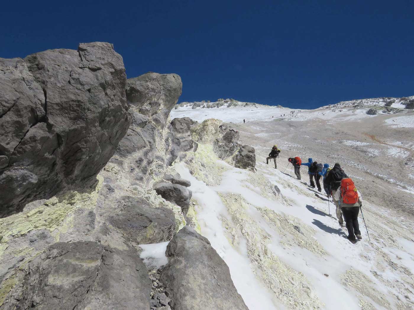  Mountain Damavand tour|damavand normal route |Iran tour operator 