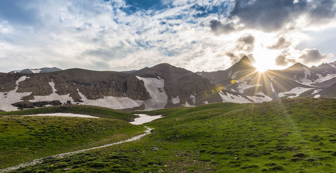 Alam kuh tour |Best Iran mountain tour |Iran trekking tour